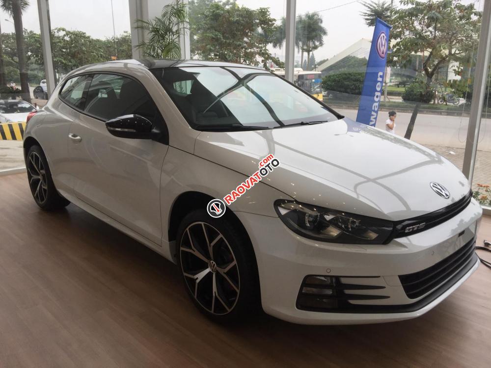 VW Scirocco GTS 2.0 GTS trắng, ưu đãi khủng trong tháng 11-1