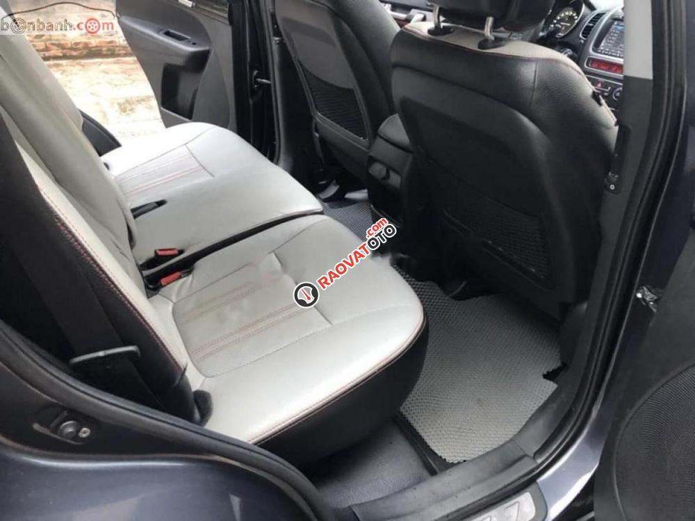 Cần bán gấp Kia Sorento CRDi sản xuất 2016, màu xám số tự động-4