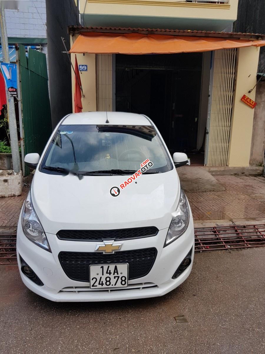 Cần bán xe Chevrolet Spark LS 1.2 MT năm 2017, màu trắng-1