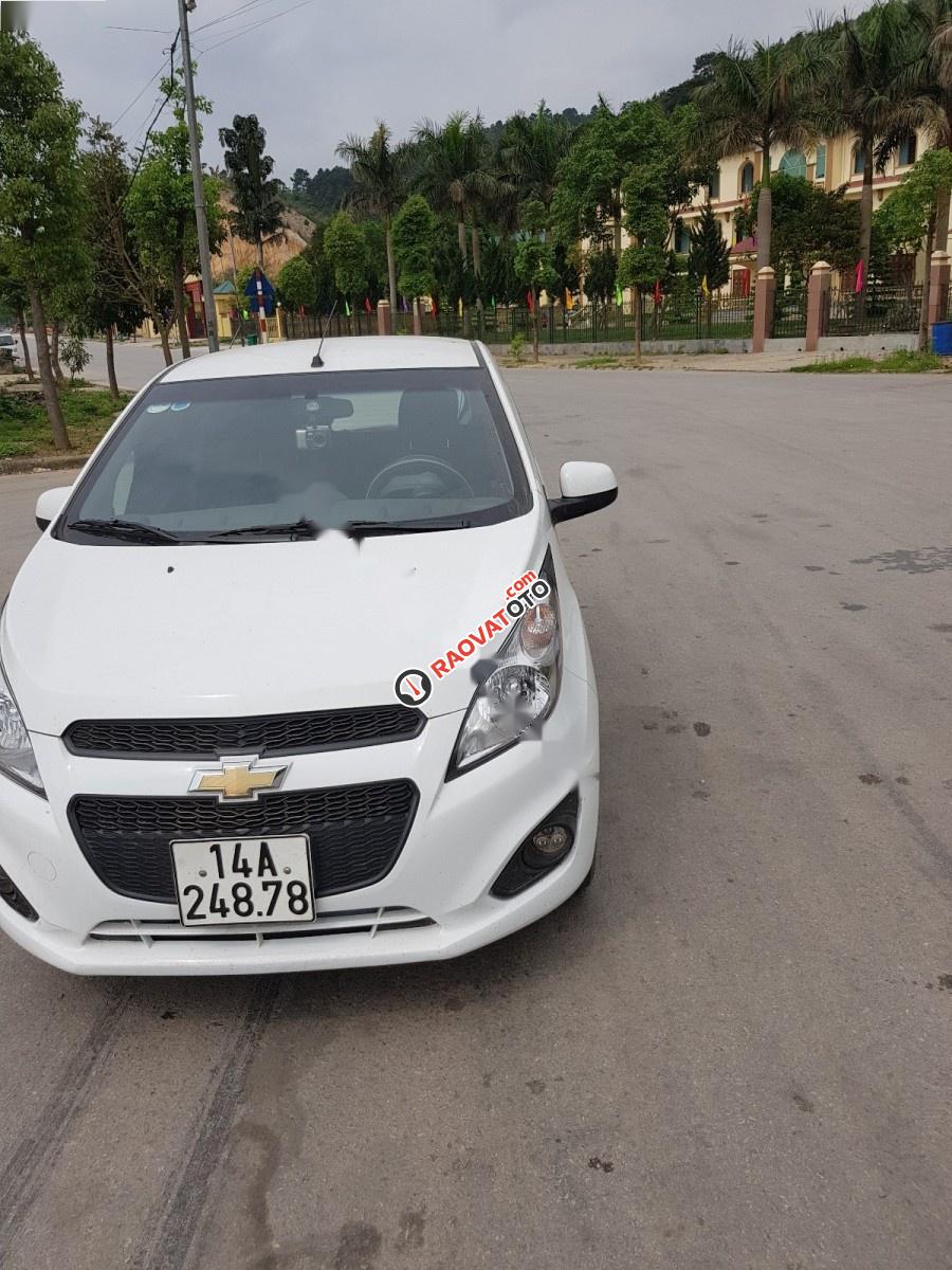 Cần bán xe Chevrolet Spark LS 1.2 MT năm 2017, màu trắng-3