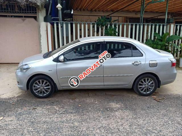 Bán Toyota Vios MT 2012, màu bạc, xe đẹp-1