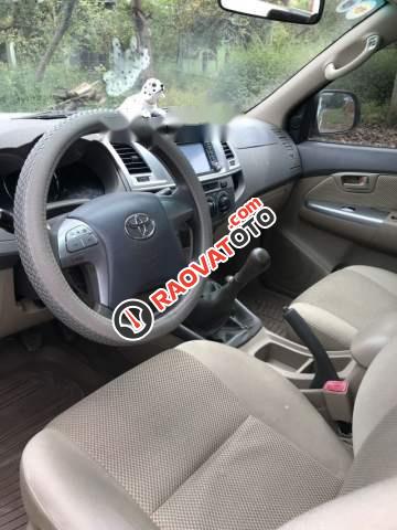 Bán Toyota Hilux 3.0G sản xuất 2013, màu bạc, nhập khẩu số sàn-3