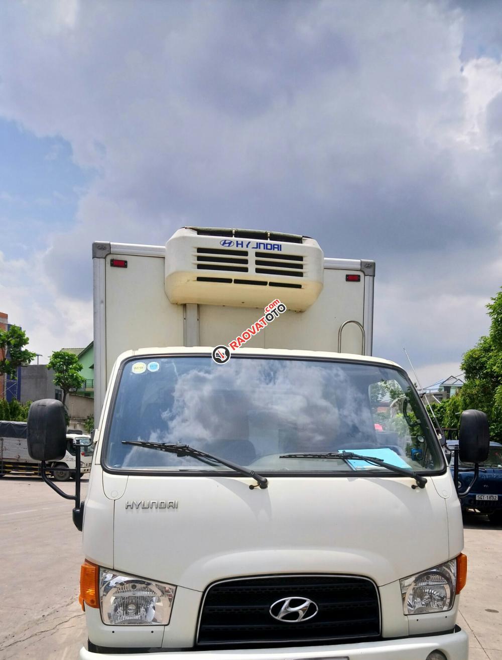 Bán rẻ xe tải đông lạnh HD 72 nhập khẩu, màu trắng-2