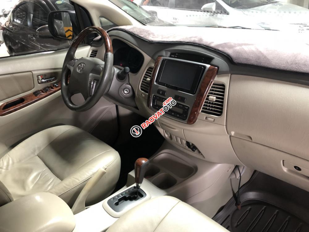 Bán Innova V tự động 2014, giá tốt LH Sao Mai-2