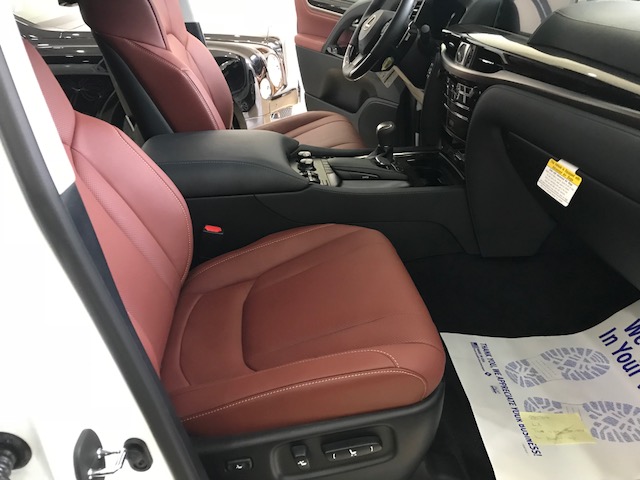 Bán Lexus LX570 trắng xe xuất Mỹ tiêu chuẩn cao nhất, sản xuất 2018 mới 100%-8