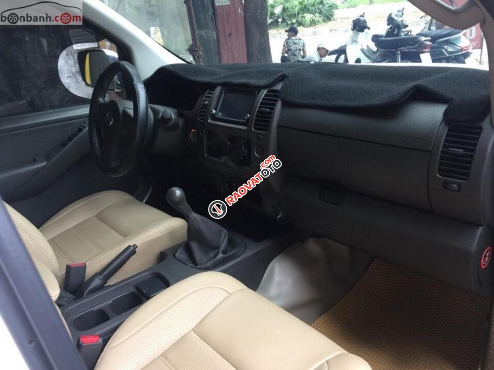 Chính chủ bán Nissan Navara LE đời 2012, màu trắng, nhập khẩu-6