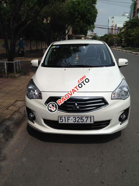 Bán Mitsubishi Attrage MT đời 2015, màu trắng, nhập khẩu Thái Lan -0