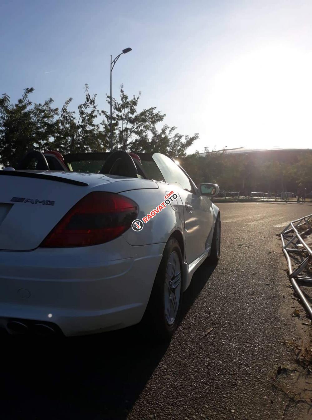 Cần bán Mercedes Benz SLK Class - mui trần - giá rẻ-0