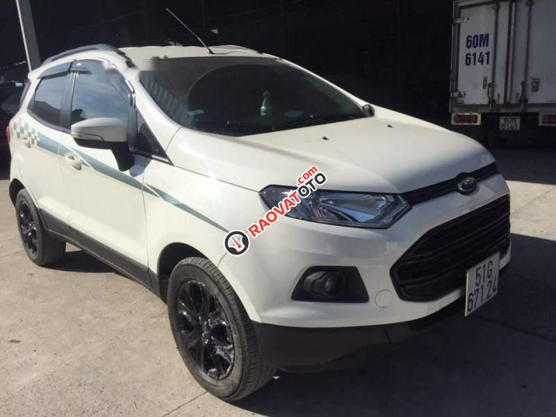 Cần bán gấp Ford EcoSport 1.5MT sản xuất 2016, màu trắng, 466 triệu-0