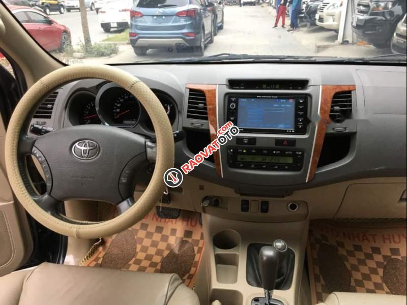 Nhất Huy Auto bán Toyota Fortuner 4x4 AT năm 2010, màu đen, giá chỉ 535 triệu-2