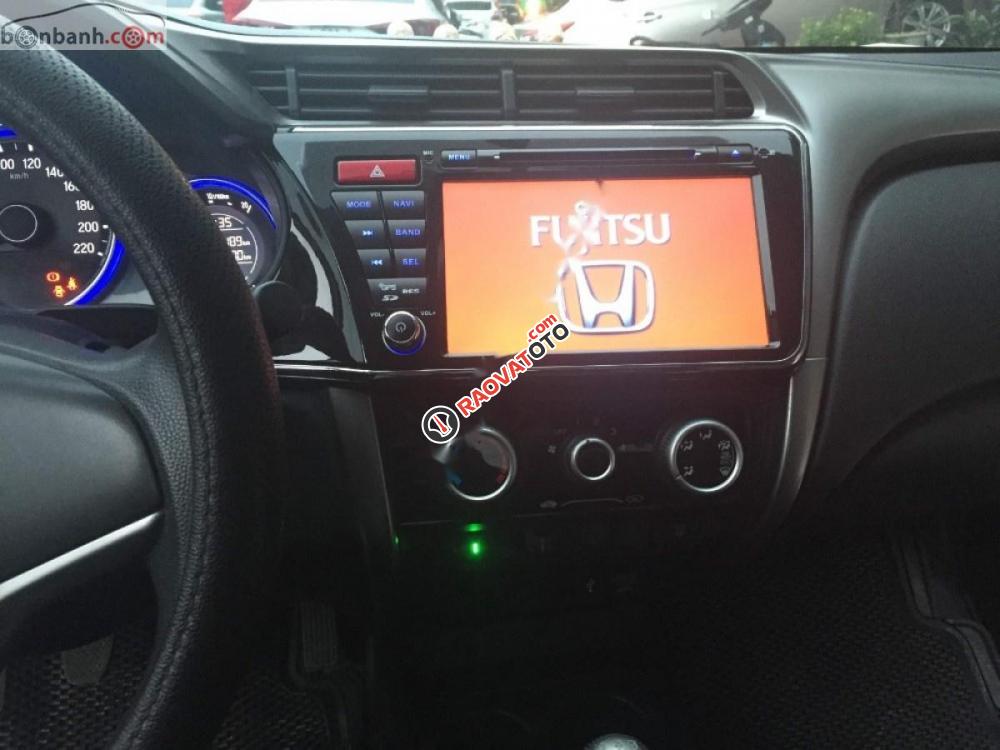 Gia đình bán Honda City MT năm 2015, màu đen-6