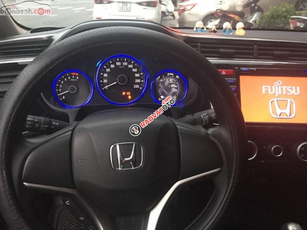 Gia đình bán Honda City MT năm 2015, màu đen-5
