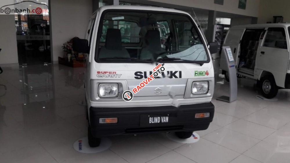 Cần bán Suzuki Super Carry Van Blind Van đời 2018, màu trắng-3