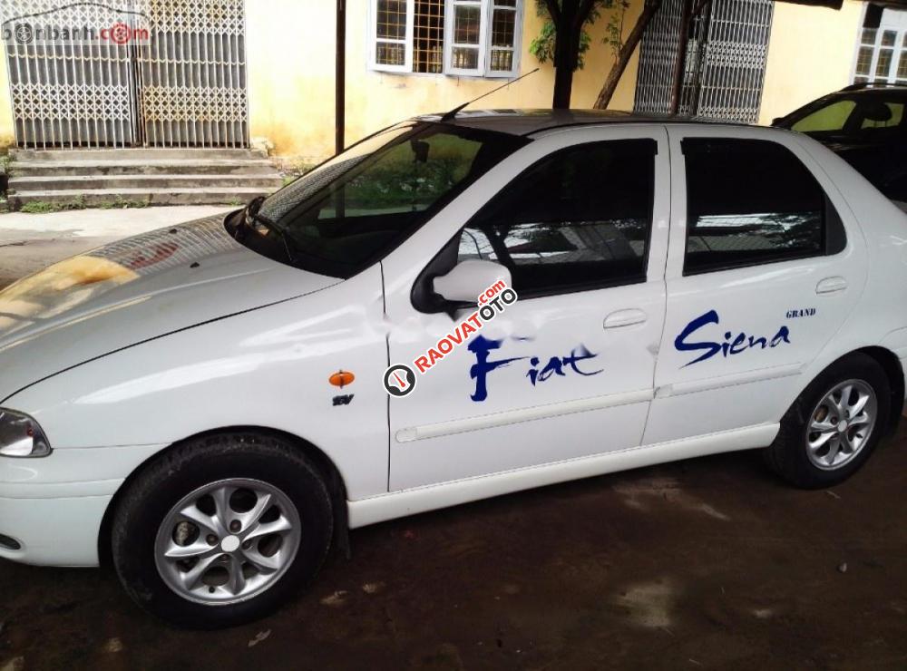 Cần bán xe Fiat Siena HLX 1.6 năm 2003, màu trắng, giá tốt-2