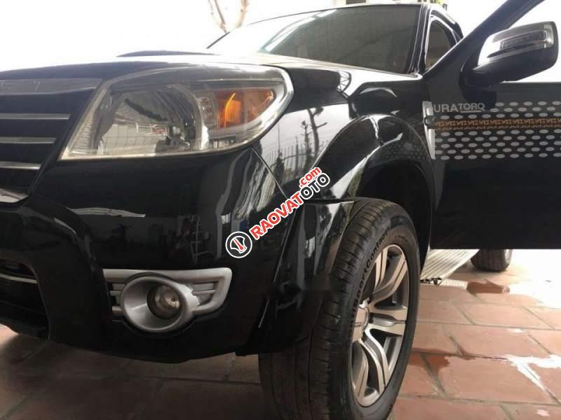 Bán Ford Everest 2.5 AT sản xuất năm 2010, màu đen, nhập khẩu chính chủ -0