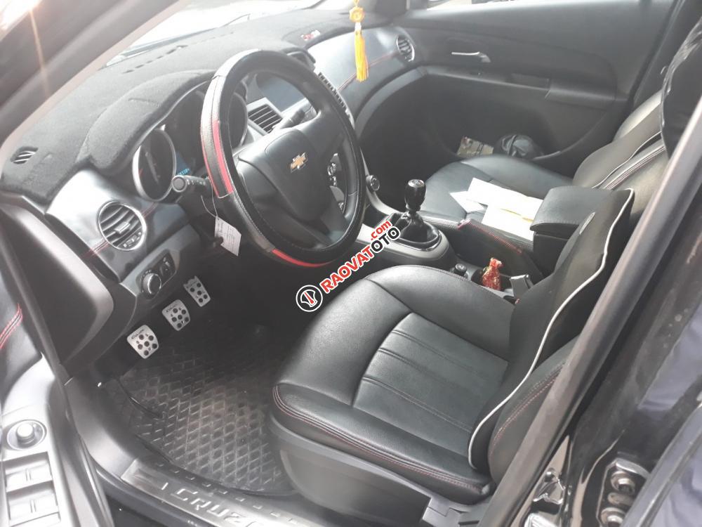 Bán Chevrolet Cruze LS màu đen, số sàn, sản xuất 2012 biển Sài Gòn, đi đúng 80.000km, xe rất đẹp-0