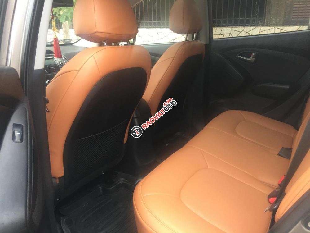 Bán Tucson nhập khẩu bản full, xe máy xăng 2.0-3