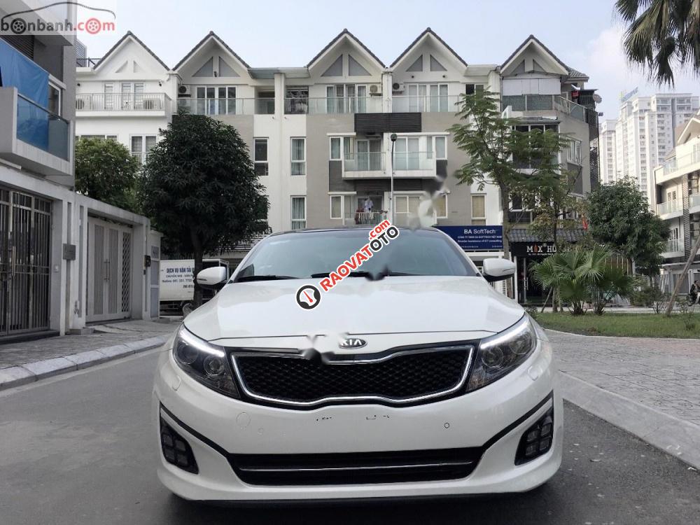 Cần bán lại xe Kia Optima 2.0 sản xuất 2015, màu trắng, xe nhập như mới -4