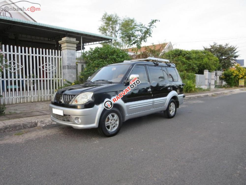 Cần bán Mitsubishi Jolie MPI 2005, màu đen-6