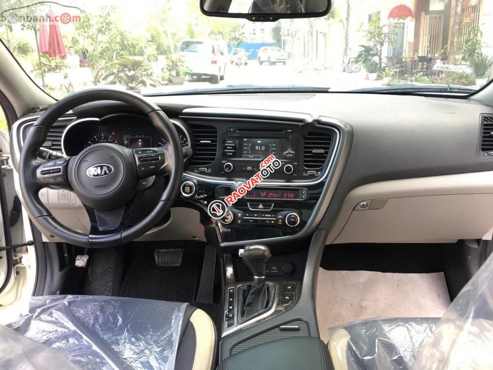 Cần bán lại xe Kia Optima 2.0 sản xuất 2015, màu trắng, xe nhập như mới -5