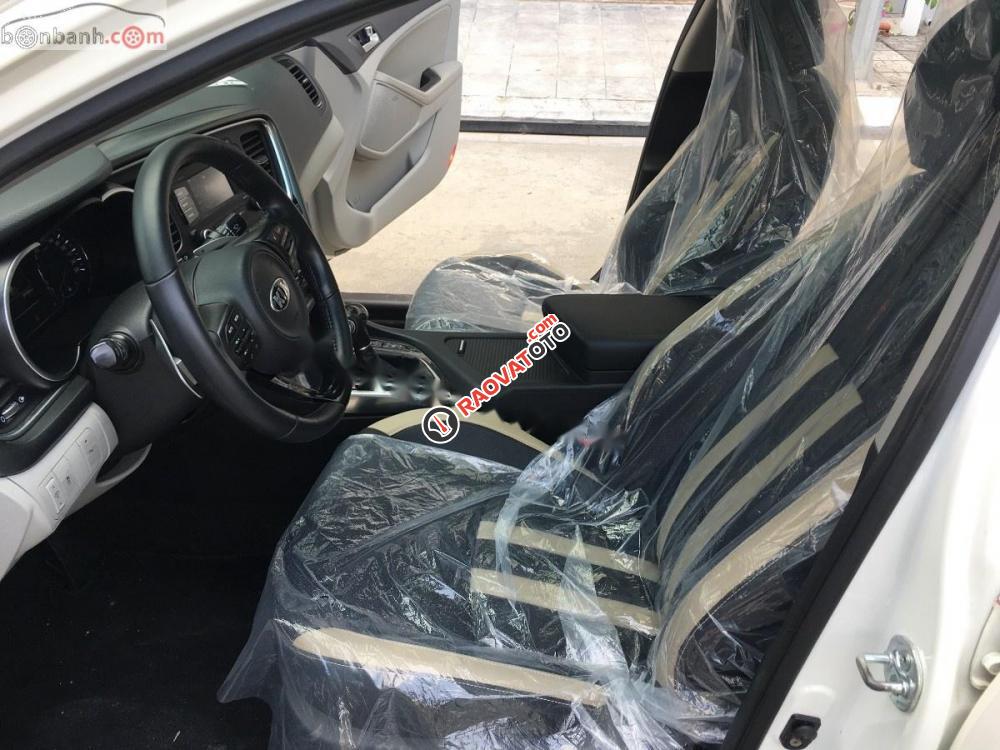 Cần bán lại xe Kia Optima 2.0 sản xuất 2015, màu trắng, xe nhập như mới -3