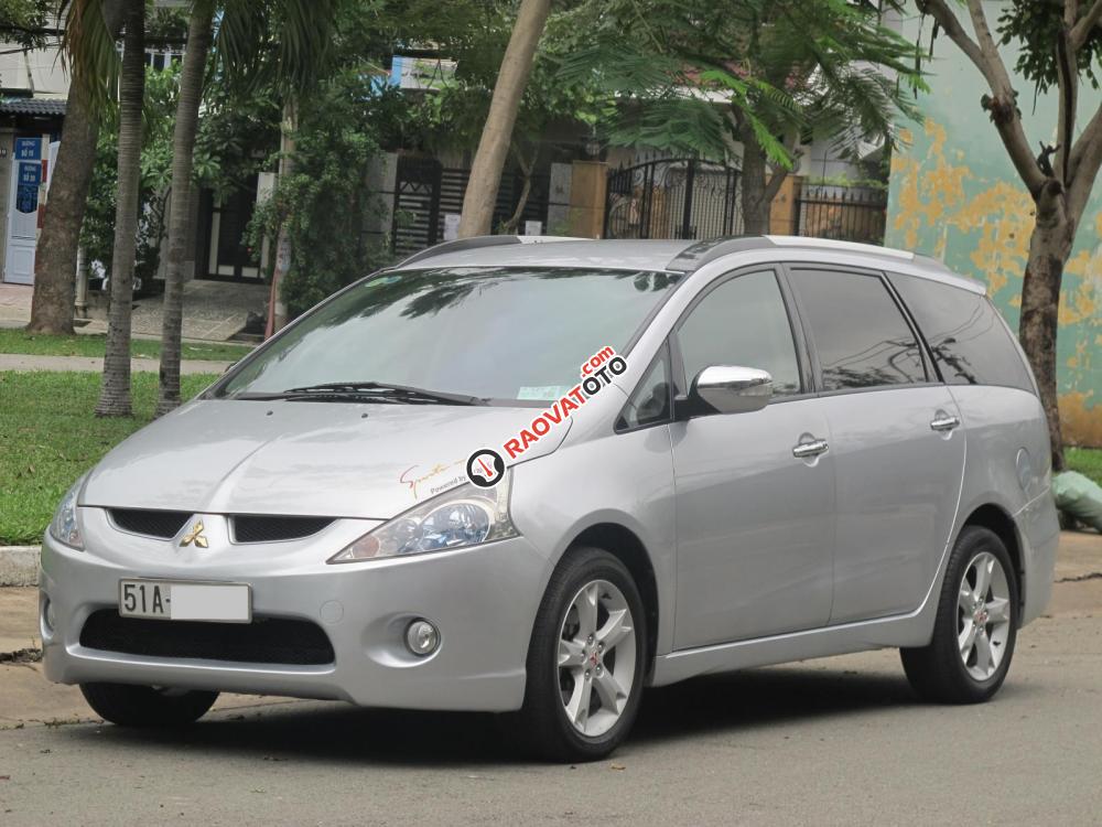 Bán Mitsubishi Grandis 2.4Mivec đời 2010, màu bạc-5