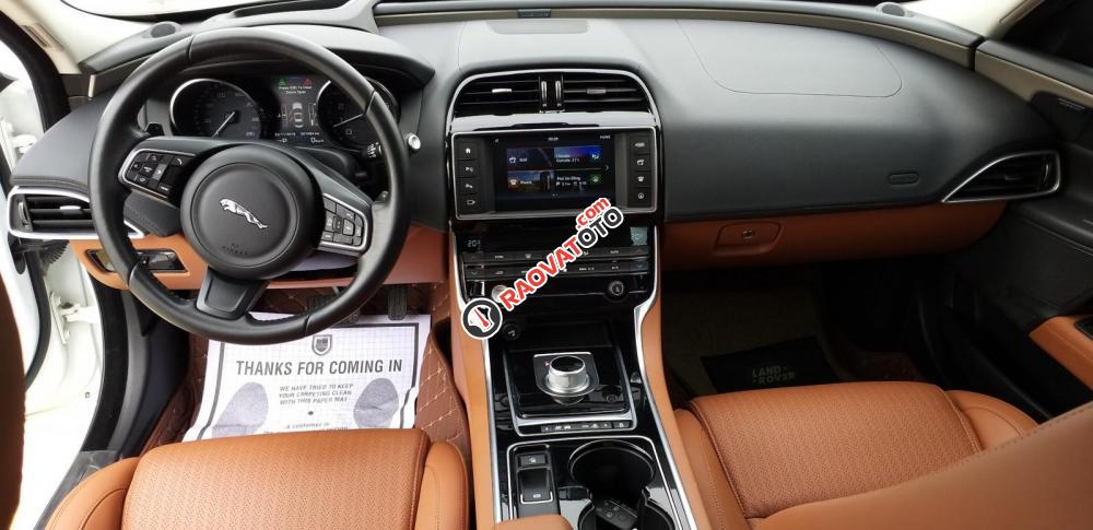 Cần bán Jaguar XE năm sản xuất 2015, xe nhập-3