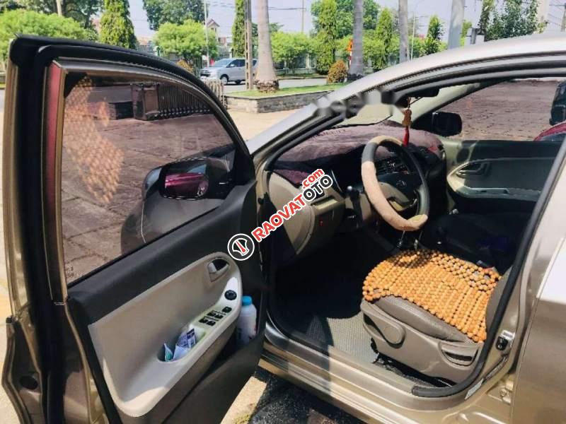 Bán xe Kia Morning 1.0 đời 2016, màu vàng, giá chỉ 240 triệu-3