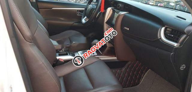 Bán Toyota Fortuner 4x4AT năm 2017, màu trắng-3