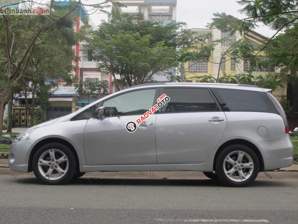 Cần bán Mitsubishi Grandis 2.4Mivec đời 2009, màu bạc-1