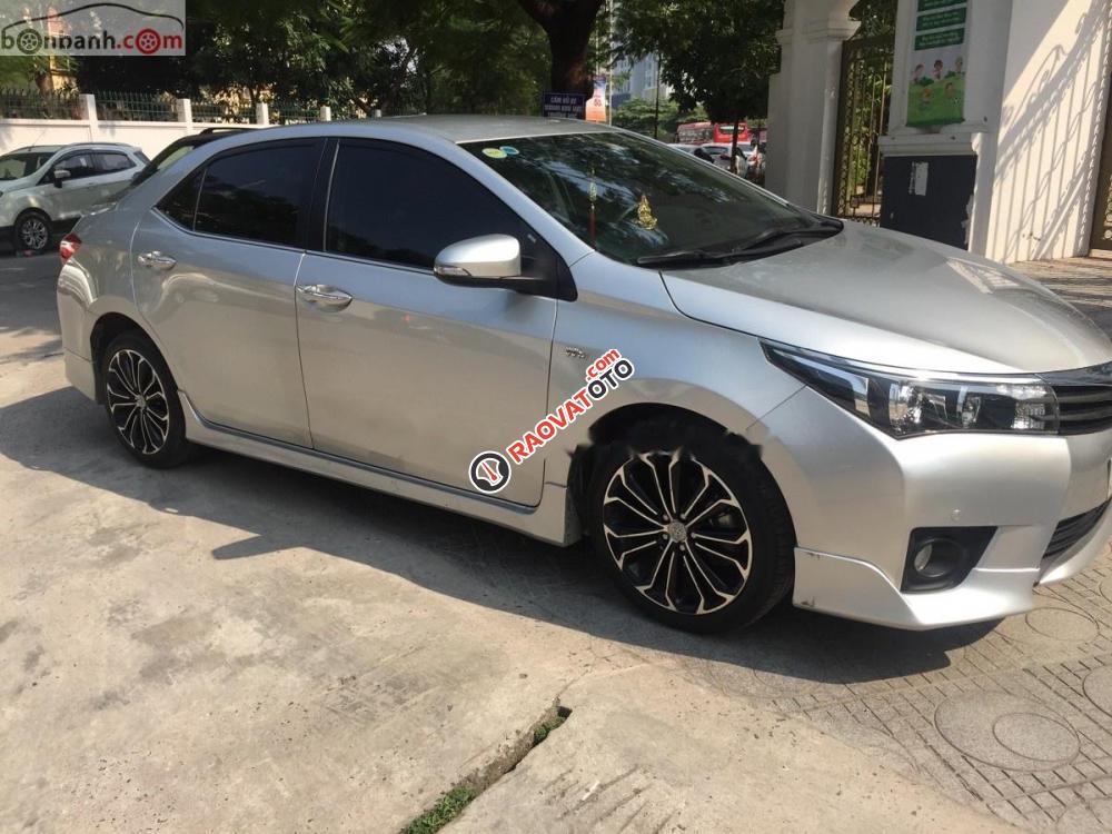 Bán Toyota Corolla altis 2.0V sản xuất 2016, màu bạc giá cạnh tranh-1