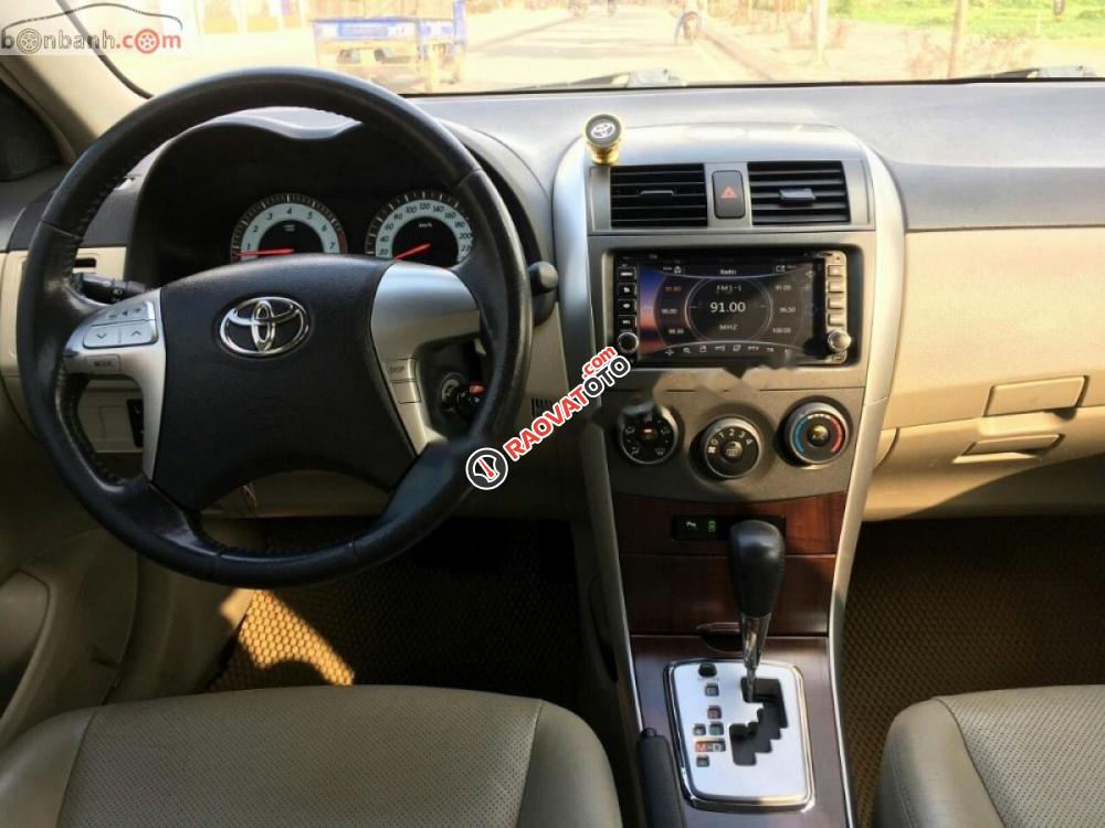 Cần bán xe Toyota Corolla altis 1.8AT sản xuất năm 2011, màu vàng số tự động -0