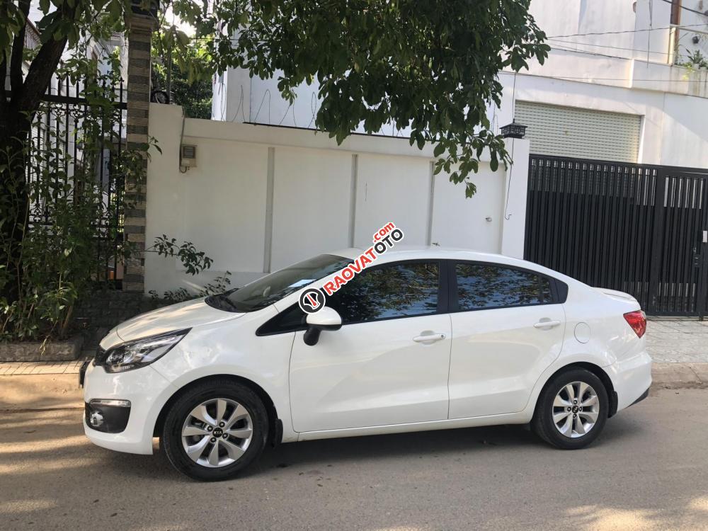 Bán Kia Rio AT đời 2018, màu trắng, giá cạnh tranh-5