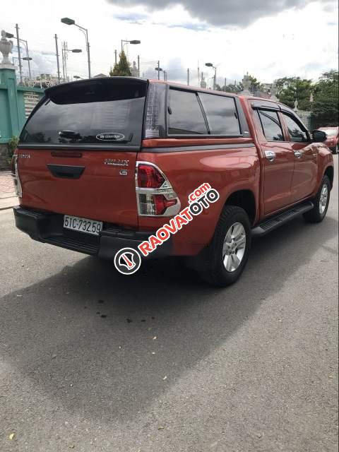 Bán ô tô Toyota Hilux 2.5E năm 2016, màu đỏ, xe nhập số sàn-2