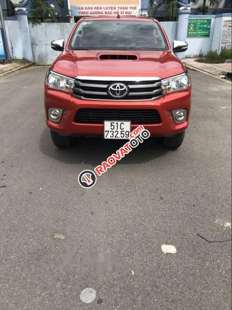 Bán ô tô Toyota Hilux 2.5E năm 2016, màu đỏ, xe nhập số sàn-1