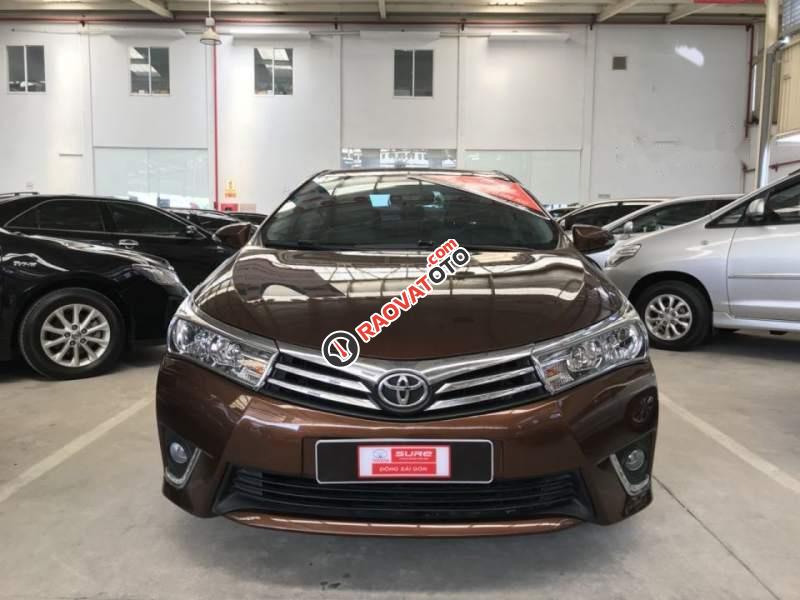 Cần bán lại xe Toyota Corolla altis 1.8MT sản xuất 2014, màu nâu-0