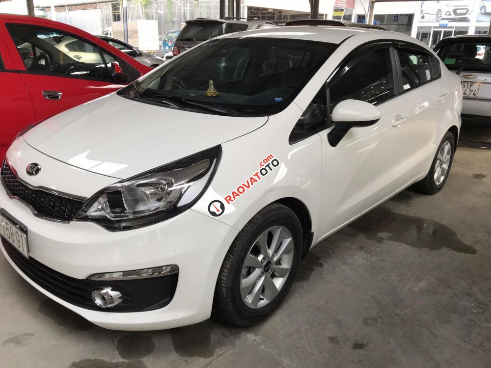 Bán Kia Rio 1.4MT Sedan màu trắng, số sàn, nhập Hàn Quốc 2016 gốc Sài Gòn-0