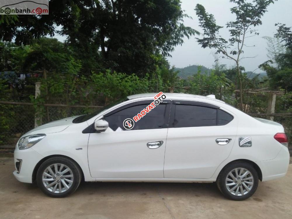 Bán xe Mitsubishi Attrage 1.2CVT sản xuất năm 2017, màu trắng, nhập khẩu -2