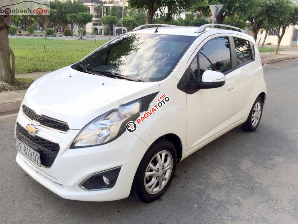 Bán Chevrolet Spark LT 1.0 MT 2016, màu trắng -7