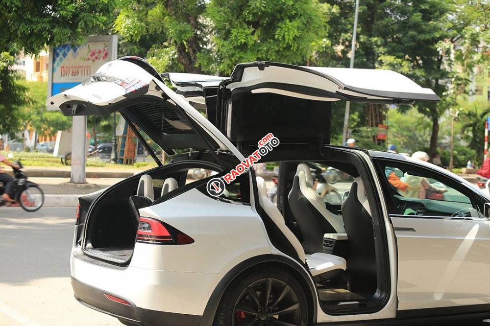 Bán Tesla X P100D đời 2018, màu trắng, nhập khẩu-3