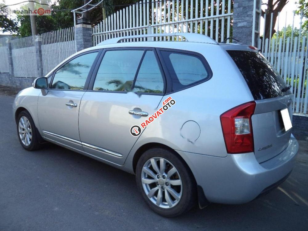 Cần bán Kia Carens SX đời 2012, màu bạc ít sử dụng-4