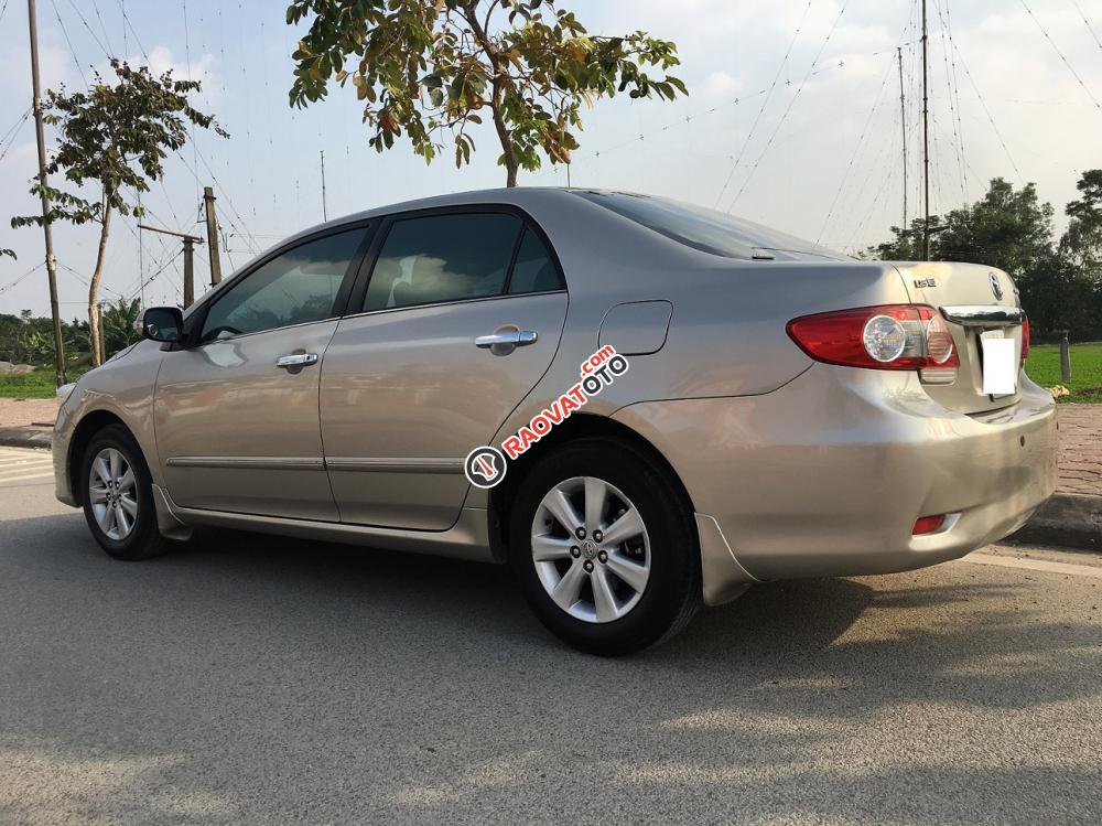 Bán Toyota Corolla Altis sản xuất năm 2011, màu nâu giá cạnh tranh-4