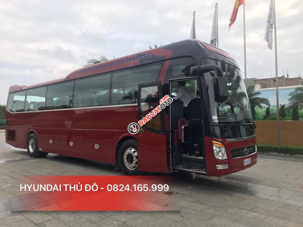 Bán xe khách Tracomeco Universe Xpress Weichai đời 2019, màu đỏ, nhập khẩu-1