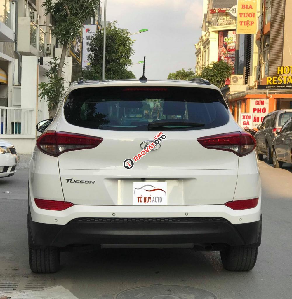 Bán xe Hyundai Tucson 2.0AT 2016, màu trắng, nhập khẩu-8