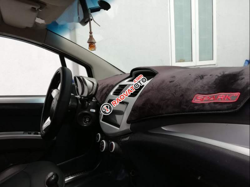 Bán xe Chevrolet Spark LT 2015, màu xanh lam còn mới-5