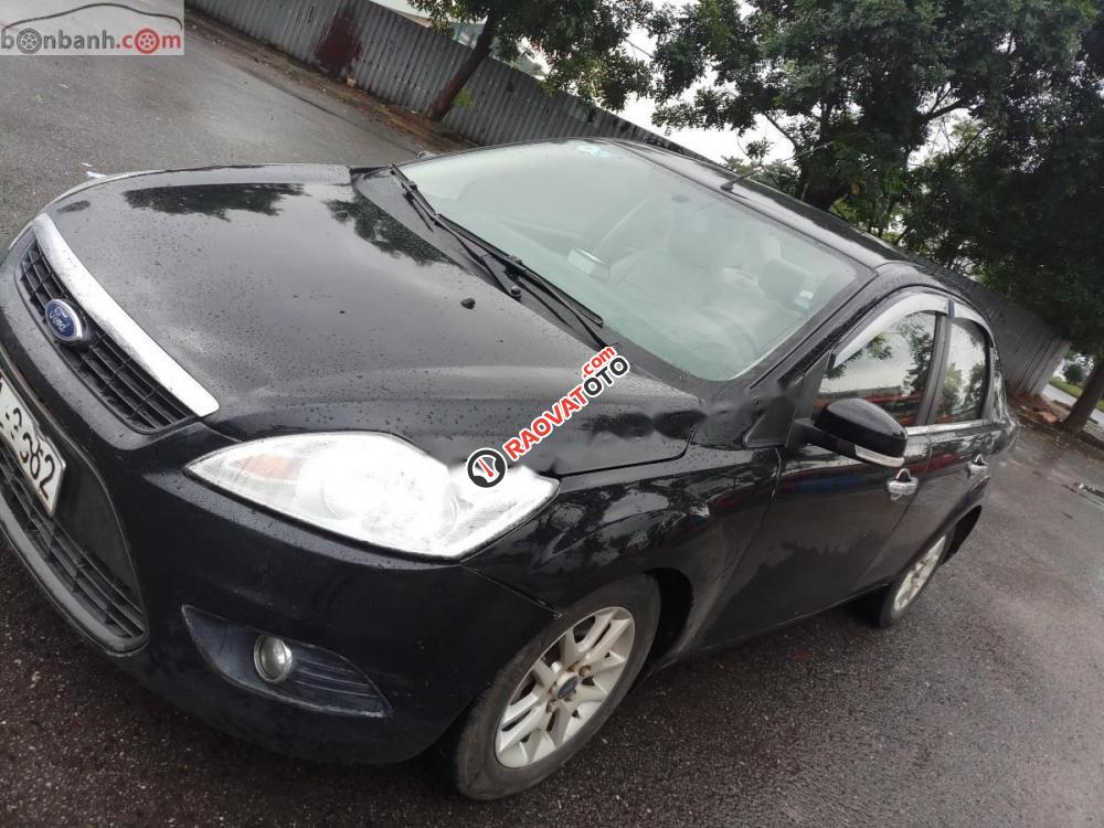 Cần bán gấp Ford Focus 1.8MT đời 2010, màu đen xe gia đình-8