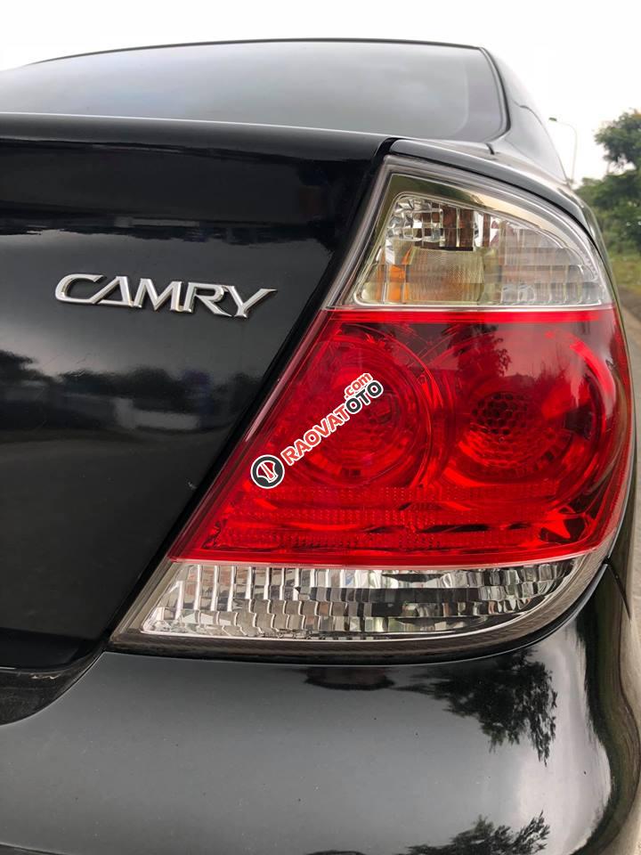Cần bán gấp Toyota Camry 2005 màu đen-5