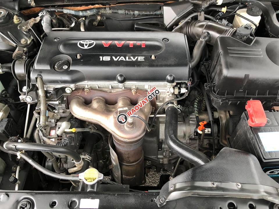 Cần bán gấp Toyota Camry 2005 màu đen-8