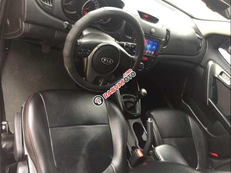 Cần bán lại xe Kia Forte MT năm 2011, màu bạc như mới -3