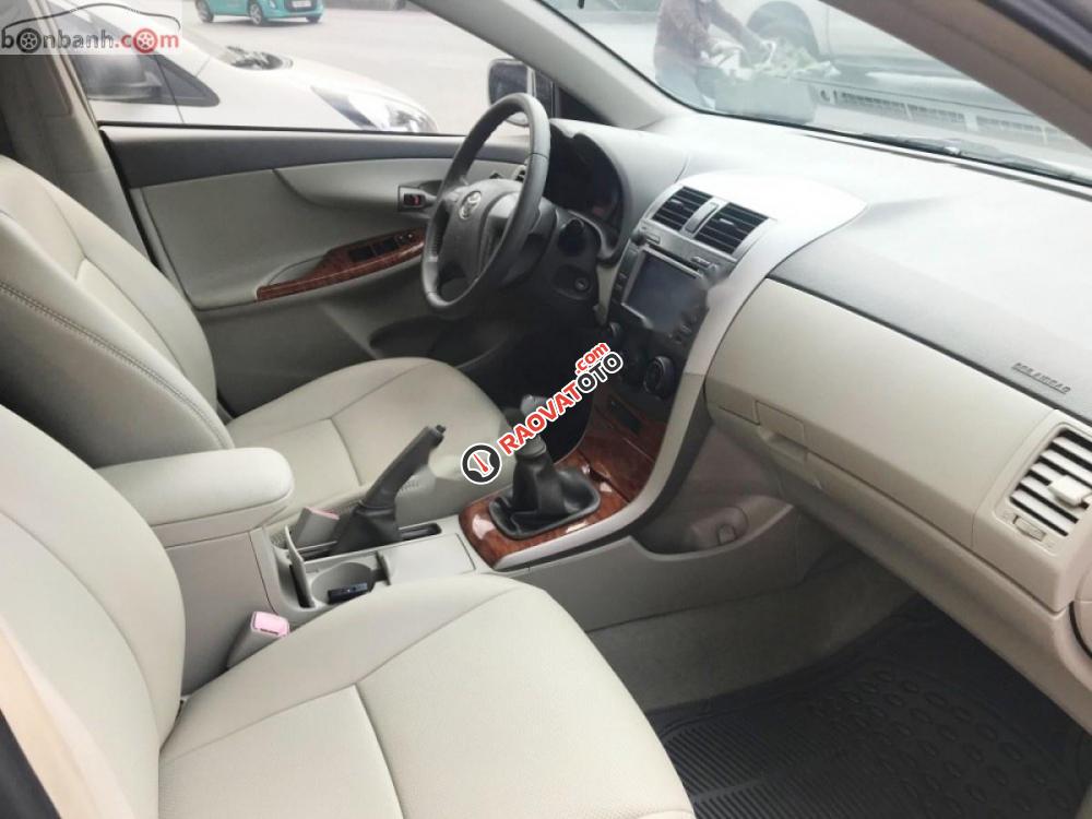 Bán Toyota Corolla Altis 1.8 đời 2009, màu bạc -4